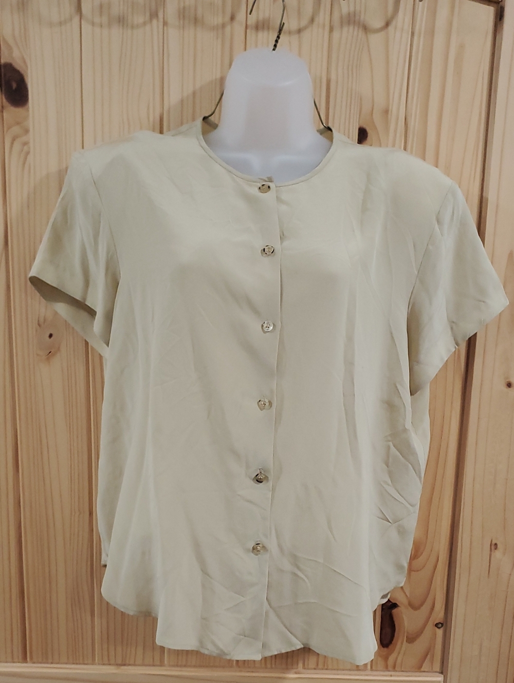 Vintage Jones New York Cream Silk Short-Sleeve Button Front Top